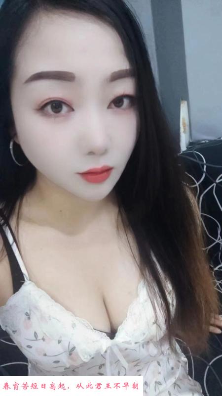 雨花水多大奶少妇 第1张