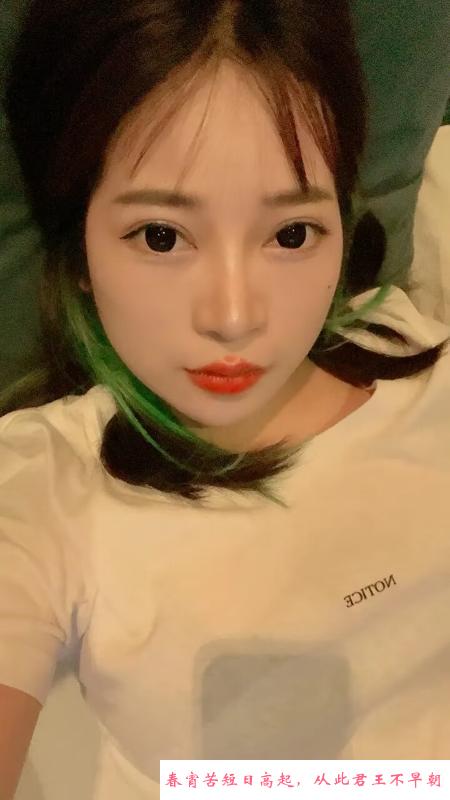 大连性感风情美女 第1张