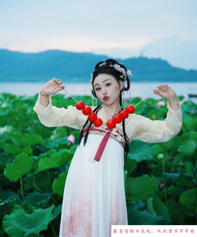 一字马川妹子 第3张