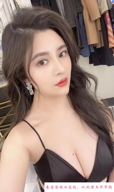 杭州巨乳美眉 第1张