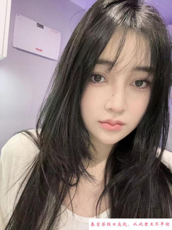 极品巨乳肉感小月亮 第2张