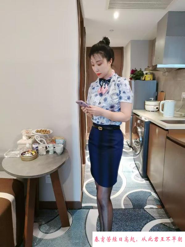 大屁股熟妇姐姐 第1张