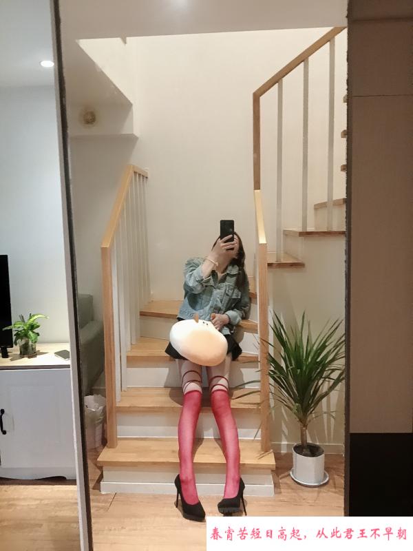 粉嫩小少妇 第3张