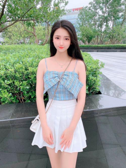 启迪大街清纯型女女 第3张
