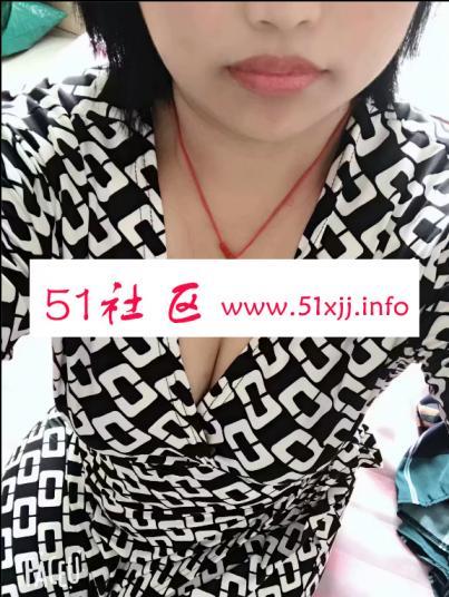 黑丝美少妇，值得一试 第1张