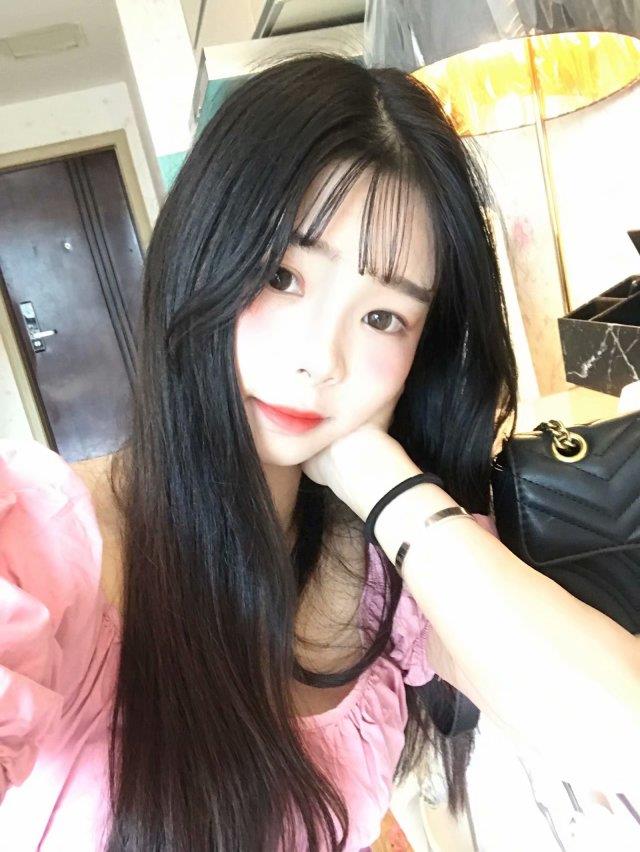 清纯罗丽,服务也还可以 第1张