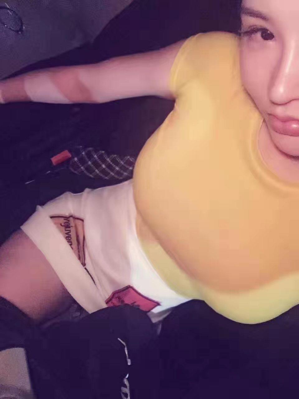 徐汇大胸妹子 第2张
