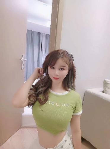 德思勤e奶小姐姐 第1张