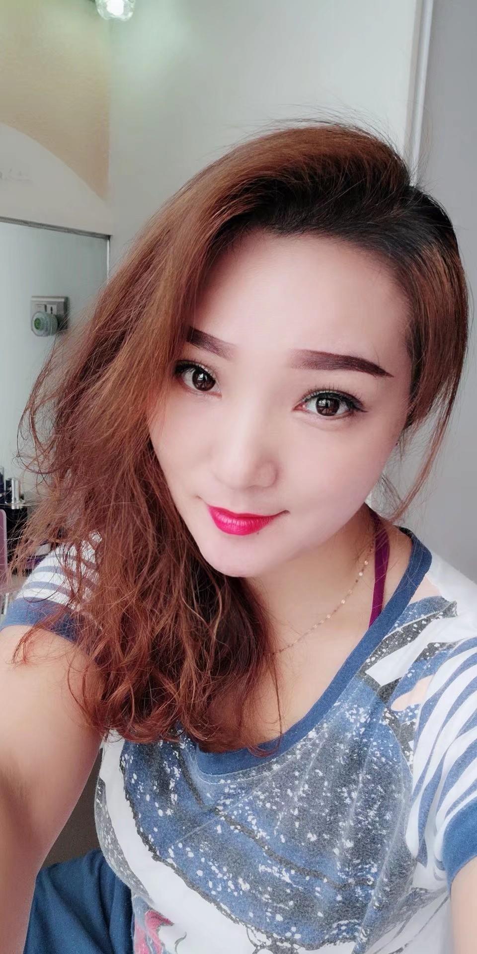 贵阳服务好小姐姐也甜（中华北路云岩广场对面的美佳大夏） 第1张