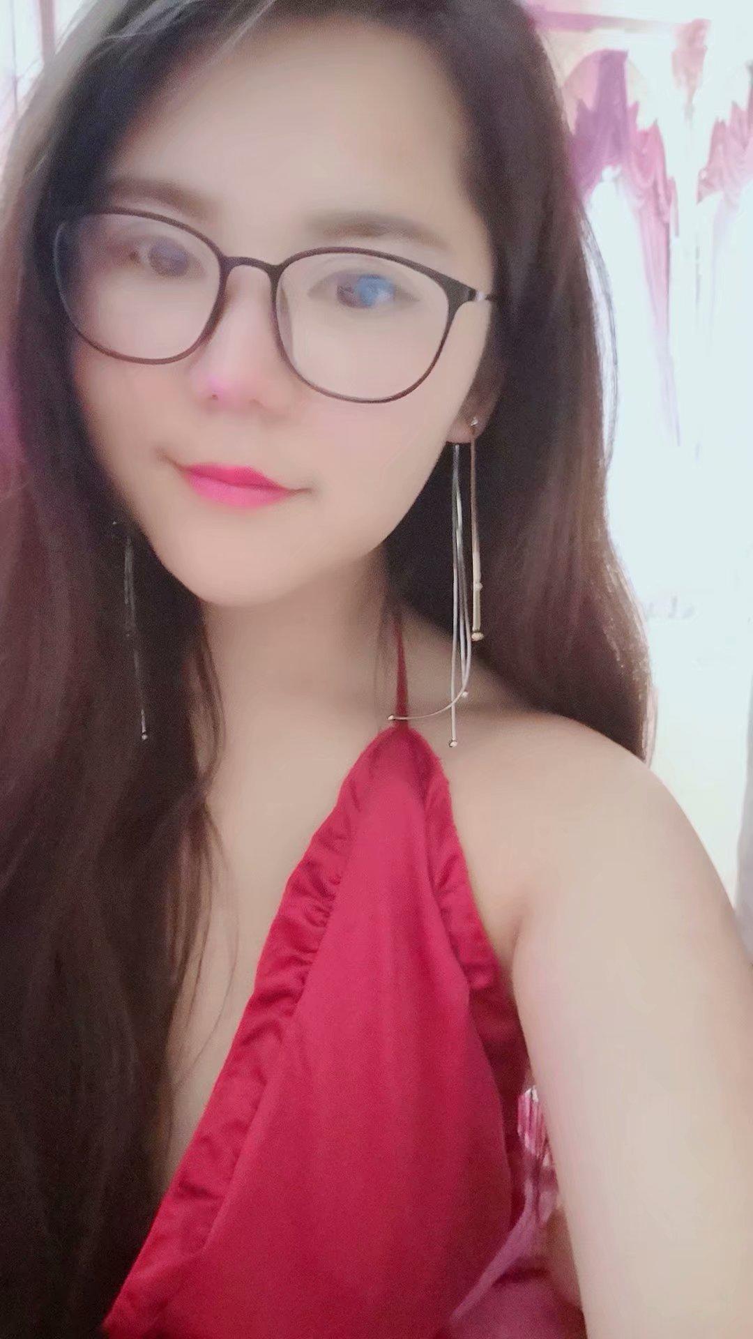 贵阳大营坡E杯妹妹,年轻有活力 第1张