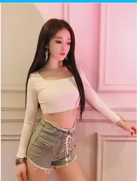 越秀小芸：刚出道不久嫩妹子，高挑靓丽一点不风尘 第2张