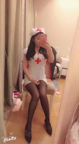 宁波印象城旁边性感小姐姐甜甜 第2张