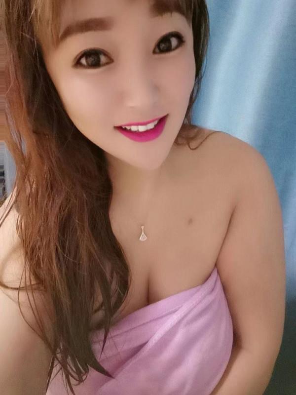南京大胸 第2张
