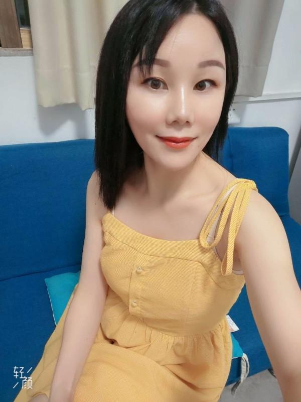 海珠区年轻美女 第1张