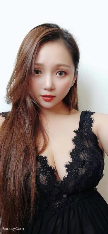 北郊可心会夹人的妹子 第2张