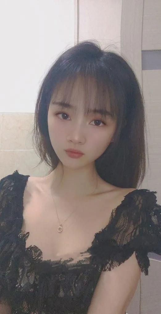 萌软妹子珊珊 第1张