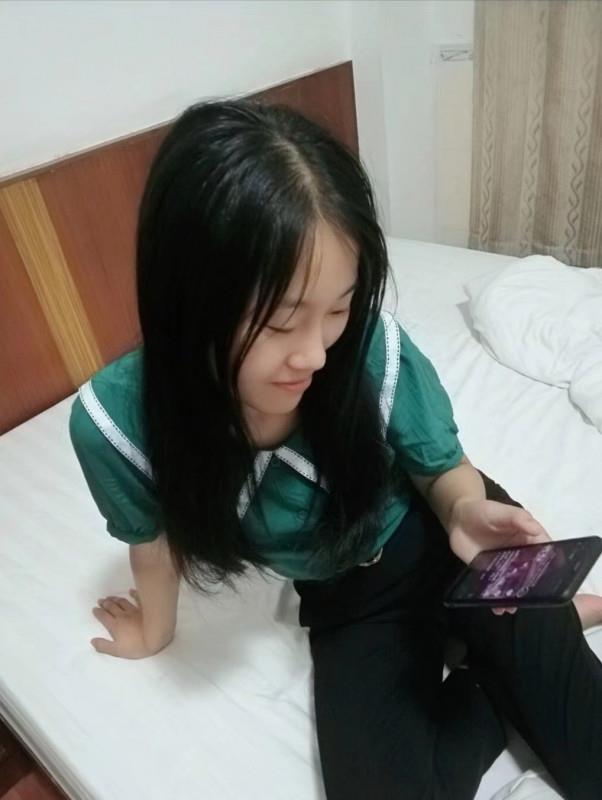 黄江小师妹 第1张