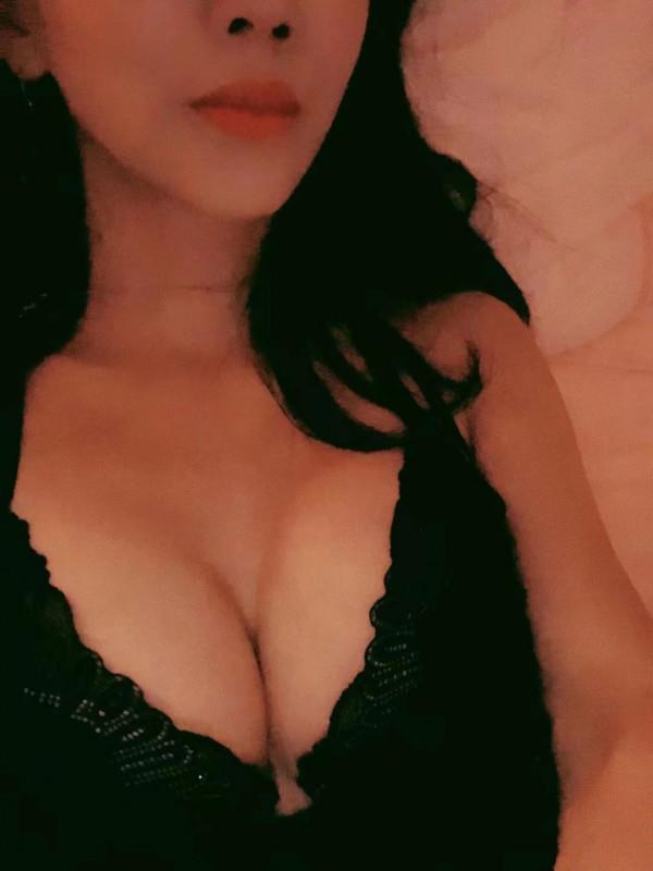 文殊院性感熟女 第3张