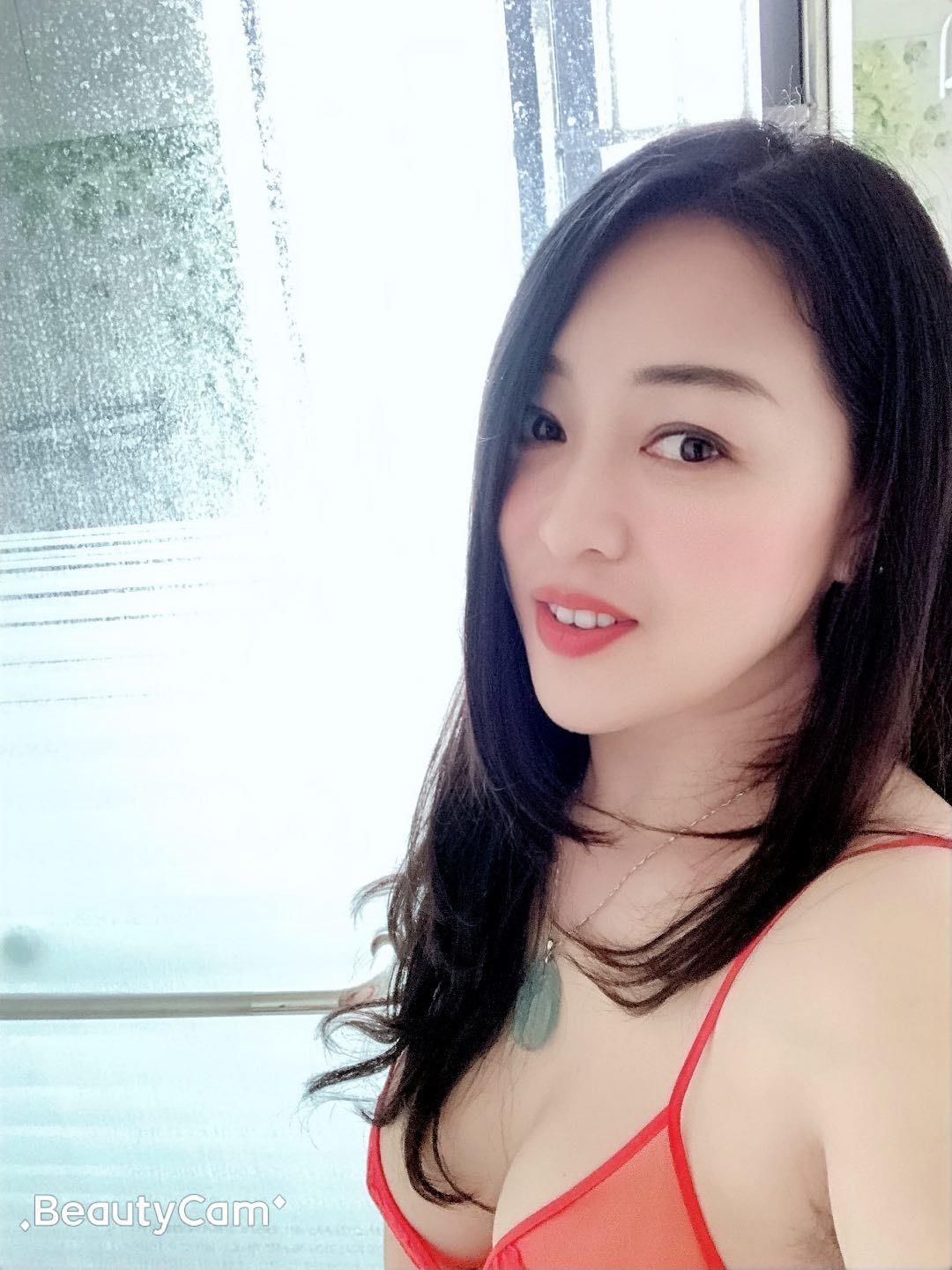 少妇美丽 第1张