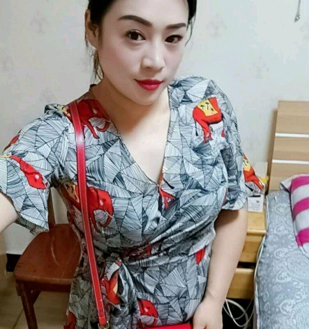 金水区小少妇 第1张