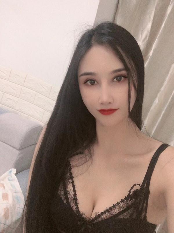 龙华御姐可馨 第1张