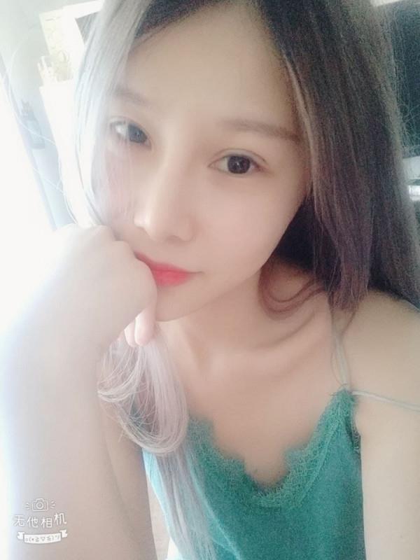 性格温柔邻家嫩妹 第1张