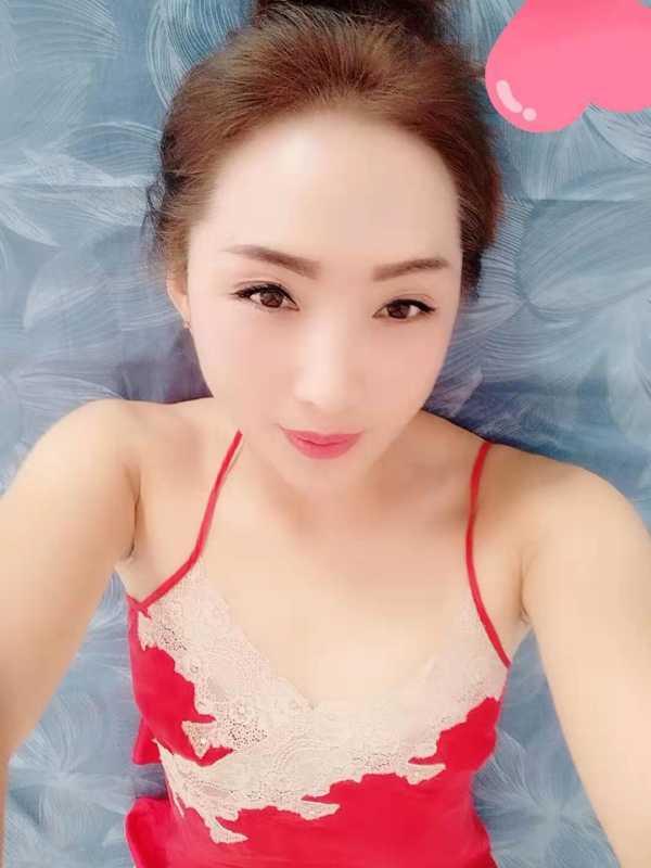 海珠性感少妇多多 第3张