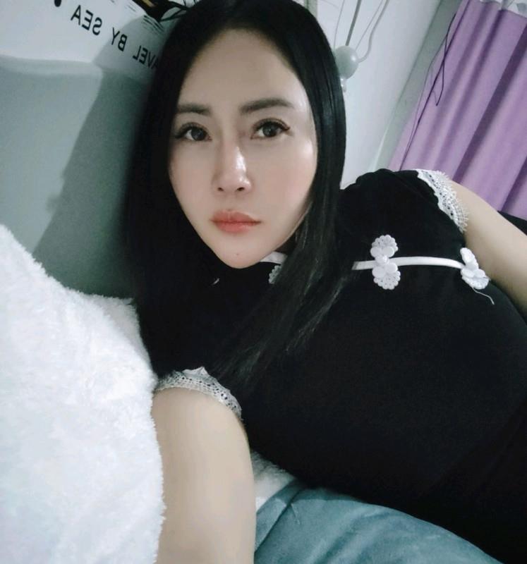美少妇 第2张