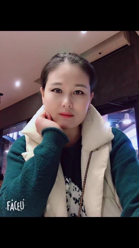 吴中区黑丝熟女 第1张