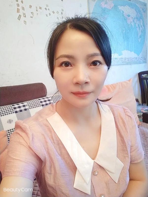 张家边气质黑丝御姐 第1张