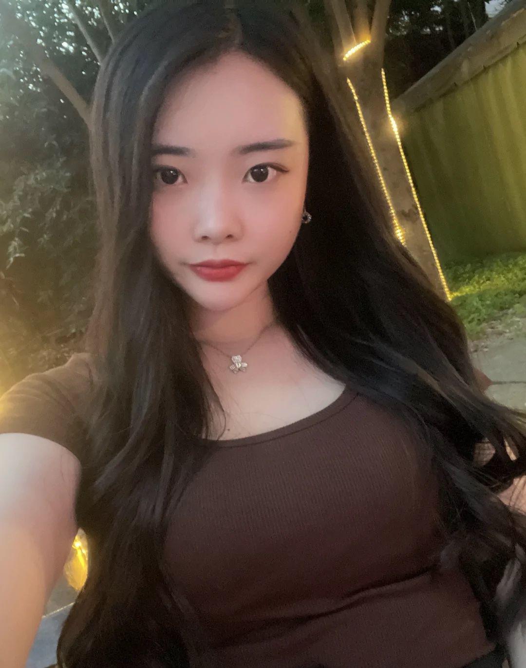 武侯区体验一个年龄不大的美女，技术不错，活好 第2张