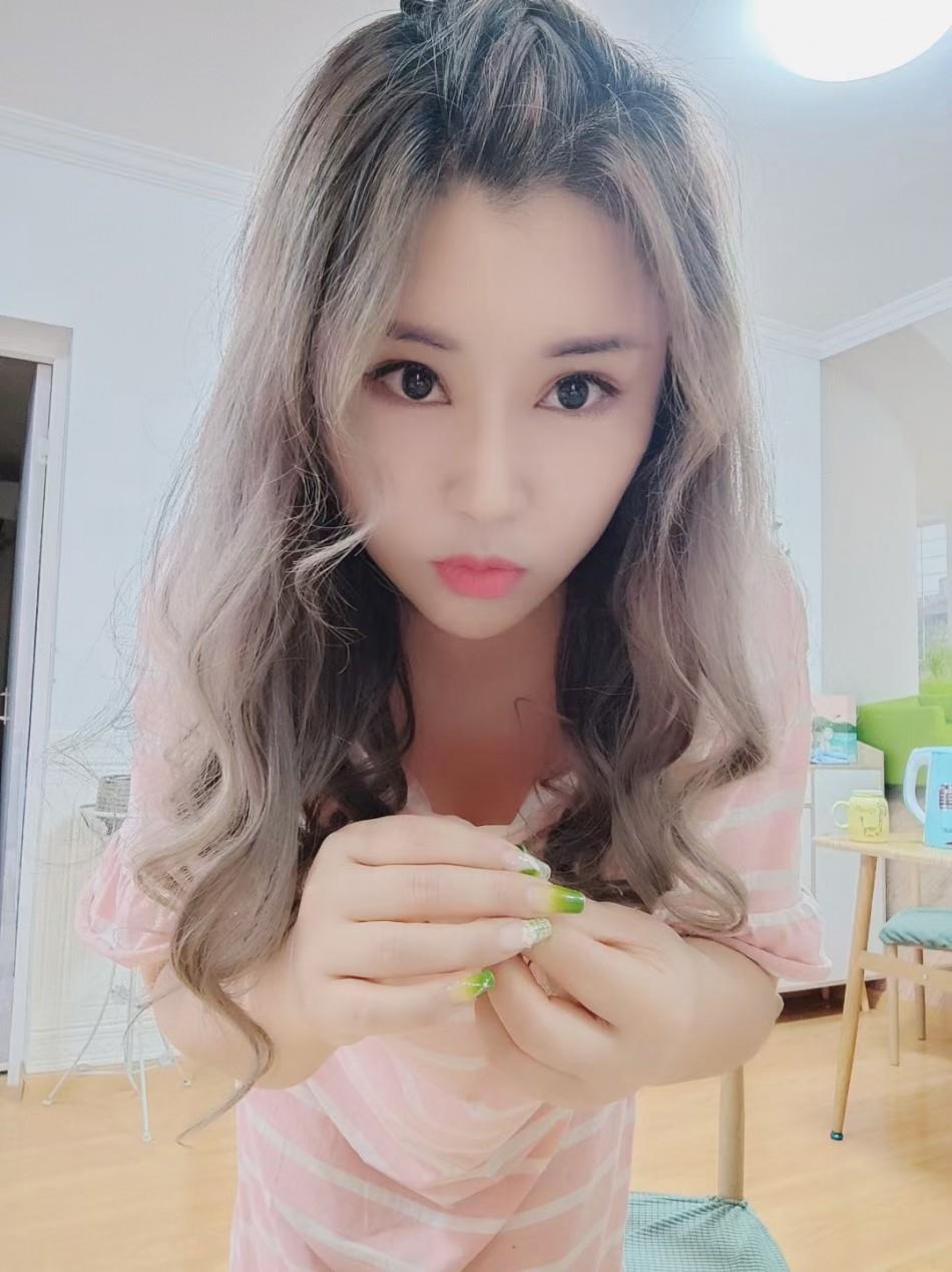 大奶子服务还不错，毒龙很舒服的妹子 第2张