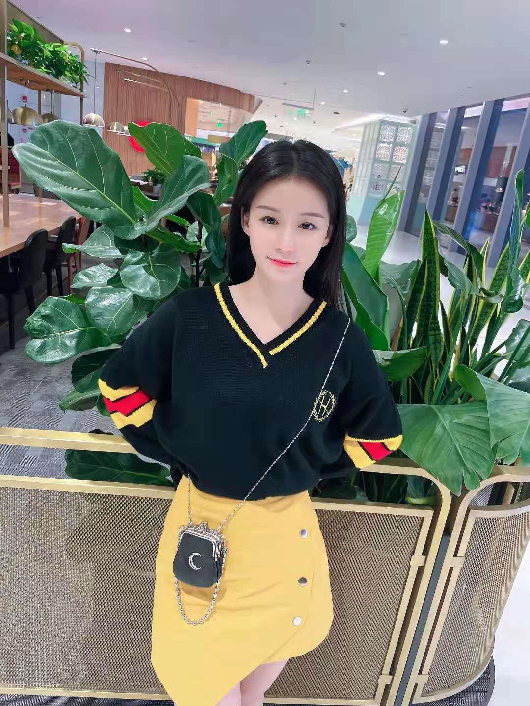 感觉很不错的莹莹妹子值得回味 第2张