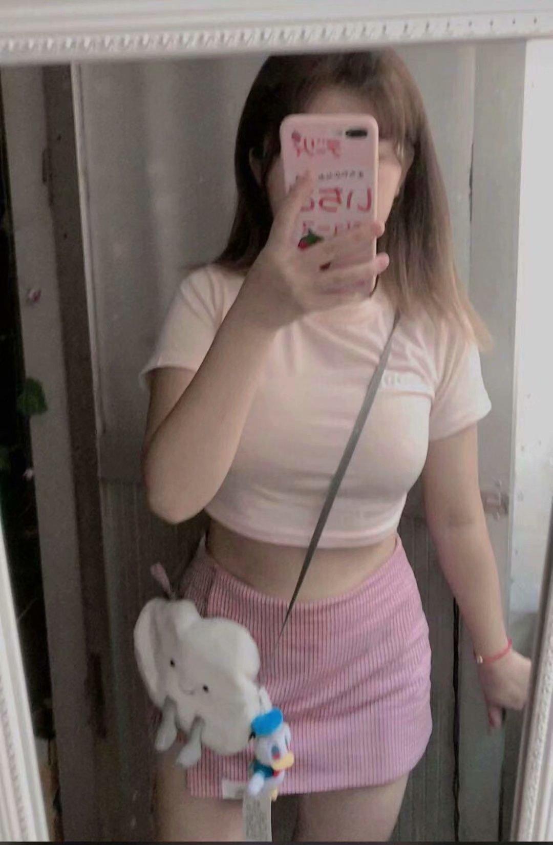 观音桥极品19岁学生妹 第2张
