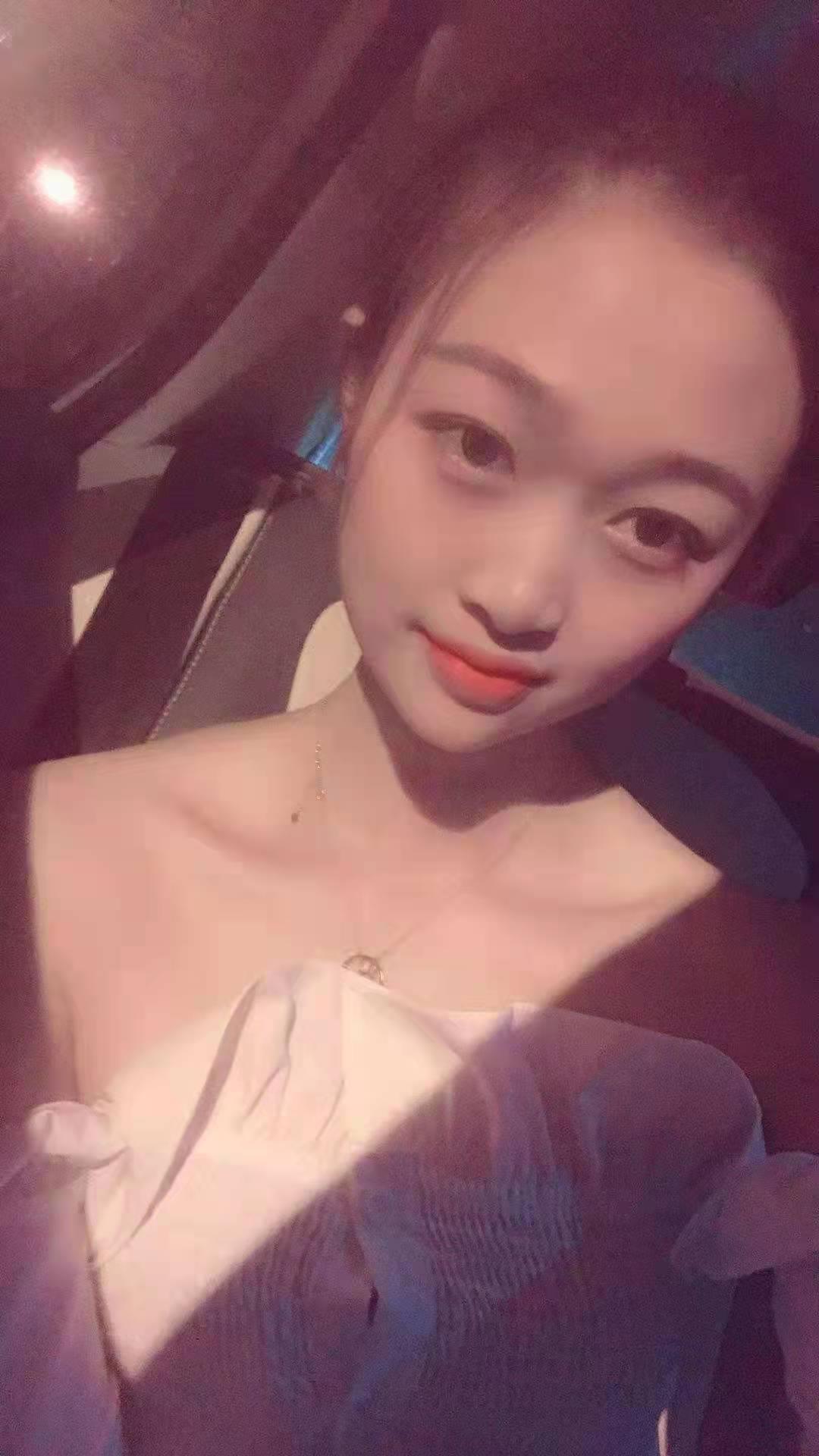 龙华民治大长腿小夏 第3张