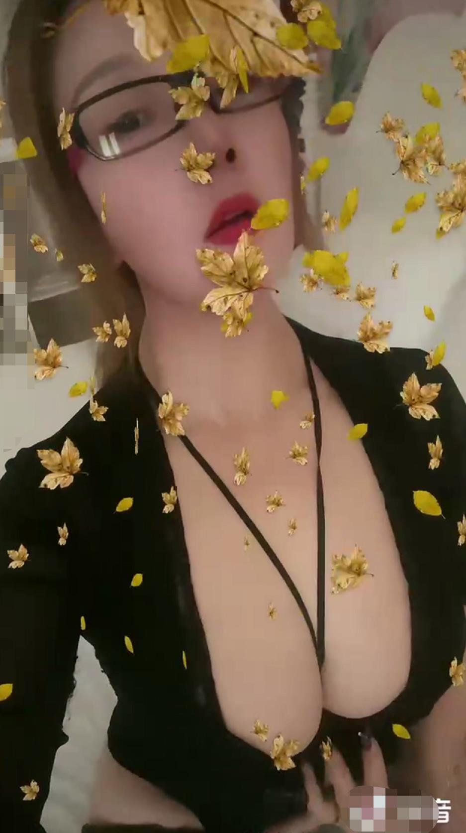 番禺大胸少妇千爱 第4张